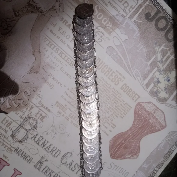 RARE✨Vintage 720 Silver Coin Bracelet - Picture 5 of 6